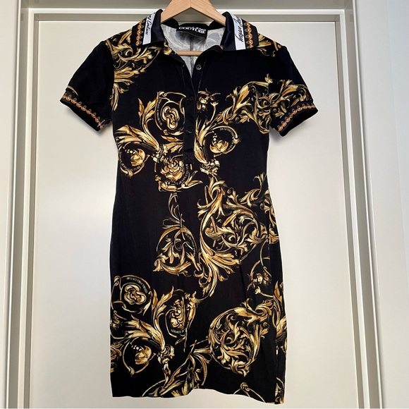 HOST PICK⭐️Versace Regalia Baroque Dress 🖤💛 - Picture 8 of 12